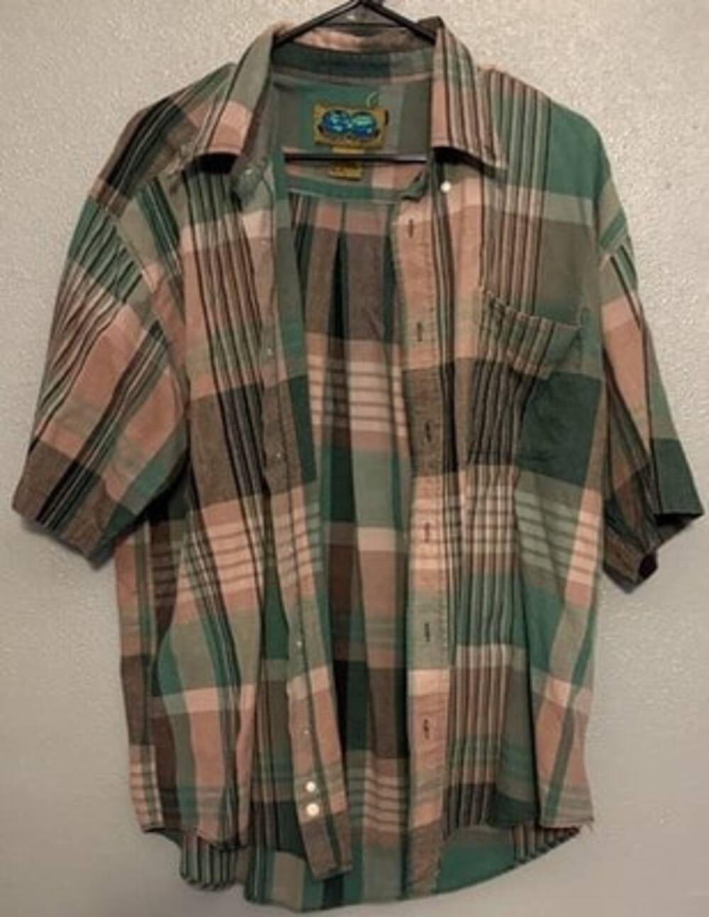Natural Habitat Planet Earth Button Up L Plaid